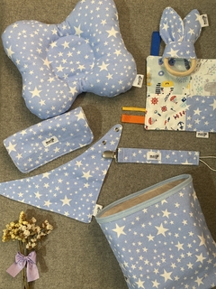 GIFT BOX BEBÉ 7 - ESTRELLAS - comprar online