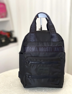 MOCHILA FRANCISCA IMPERMEABLE NEGRA en internet
