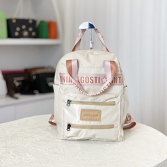 MOCHILA FRANCISCA IMPERMEABLE MANTECA