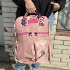 MOCHILA PILAR IMPERMEABLE ROSADA - comprar online
