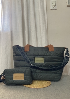 Imagen de BOLSO MONTEVIDEO PUFFER VERDE
