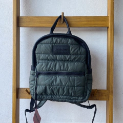 MOCHILA LARA PUFFER VERDE - comprar online