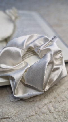 SET ANTIFAZ + SCRUNCHIES - Marijo