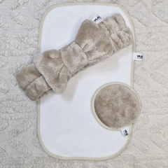 SET SKINCARE ESENCIAL CON VINCHA MOÑO BEIGE - comprar online