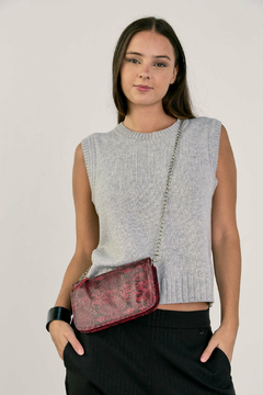 SOBRE / BANDOLERA MARCUS DE CUERO REPTIL MALBEC - tienda online