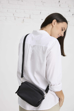 Imagen de BANDOLERA KIKKI IMPERMEABLE