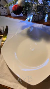 Plato blancos cuadrados