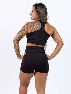 Imagem do Conjunto Short e Top de Cintura Alta Fitness de Academia em Material Suplex com Listras Laterais