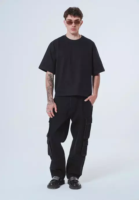 Valker - Remera Crop Negra