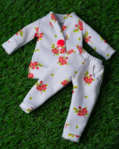 Conjunto de Moletom Branco Florido on internet