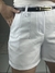 Short branco alfaiataria com cinto - loja online