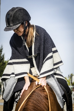 Poncho - Patagonia -
