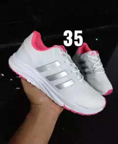 Adidas falcón - VLV MODA URBANA