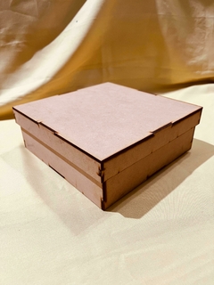 Caja de Fibrofacil cuadrada 20x20x7 en internet