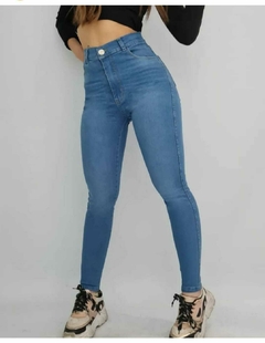 Jeans Chupin liso