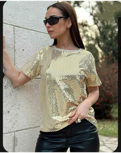 Remera con brillos