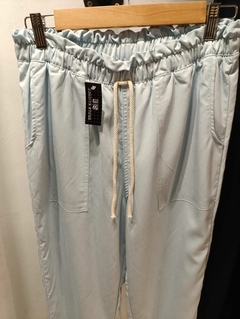 Jogger liviano con frunce - comprar online