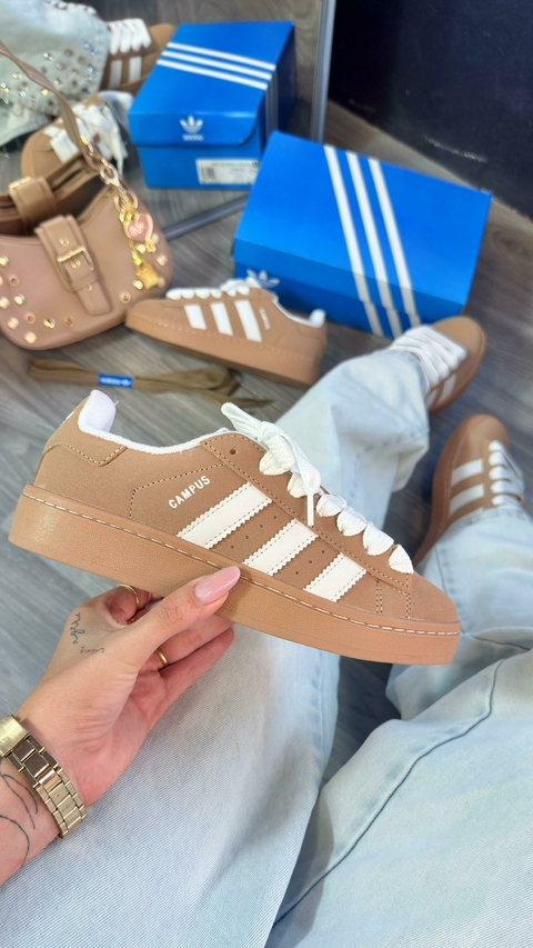 Tênis Adidas Campus Bege