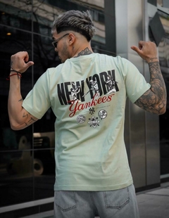REMERA YANKEES (NEW YORK) - Boss indumentaria
