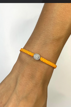 PULSERA BENITO MACRAMÉ en internet