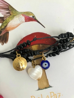 Pulsera Black con dijes - comprar online