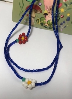 Collar Winter flores azules