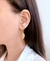 BRINCOS DE FOLHAS COM ZIRCONIAS