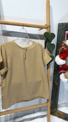 Camisa Hugo Bege - comprar online