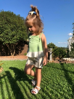 Blusa Flora Poá