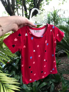 Blusa Básica Coração na internet