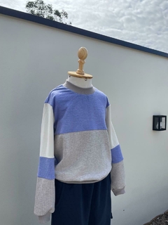 Blusa de Moletinho Salamê - Cinza e Azul - comprar online