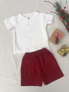 Bermuda Vermelho Bordô na internet