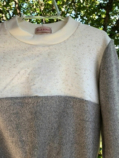 Blusa de Moletinho Salamê - Cinza + Branco - comprar online