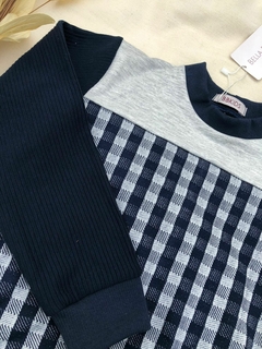 Blusa de Moletinho Salamê - Xadrez + Azul - comprar online