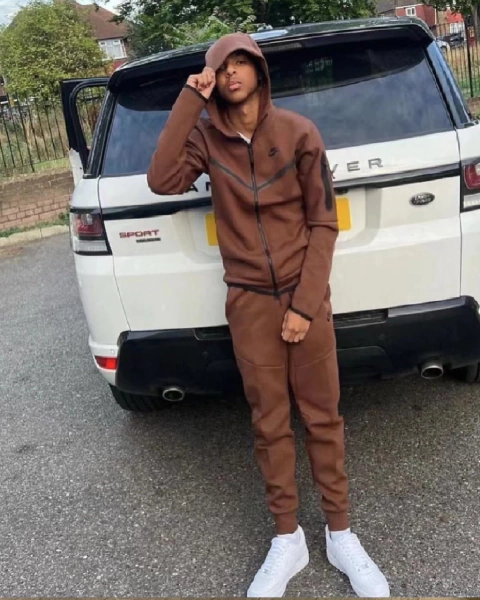 KIT/CONJUNTO - Nike Tech Fleece - Marrom