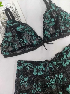 Conjunto Bruselas en internet