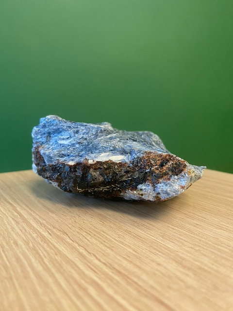 Cianita Azul. Pedra Bruta. Tamanho GG
