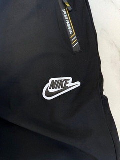 Pantalón Nike Importado en internet