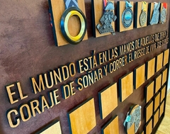 Imagen de MEDALLERO CUADRO
