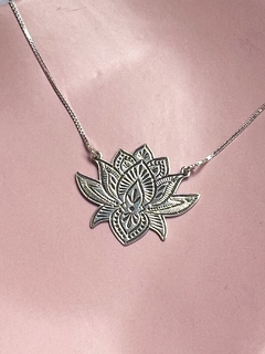 Colar Flor de Lótus Tribal