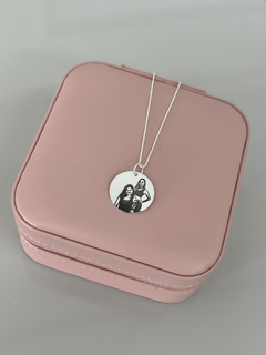 Medalha redonda personalizada fotogravação e frase Prata 925 - comprar online