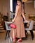 Vestido-longo-de-linho-na-cor-marrom-com-detalhe-em-babado-na-barra