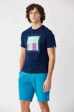 Remera Print Penguin.