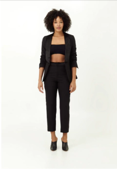 Blazer Smoking Negro