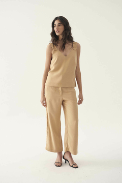Top Ella Camel