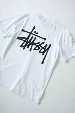 REMERA OVERSIZE "STUSSY" NEGRO - comprar online