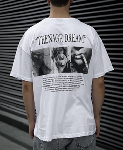 Remera Oversize Dream Blanca