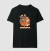 Camisa masculina preta com estampa de um cachorro da raça Dachshund e a frase "Life is Wienerful".