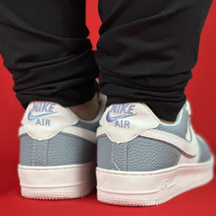 NIKE AIR FORCE 1 CINZA AZULADO NACIONAL S na internet