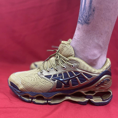 MIZUNO PROPHECY 9 DOURADO